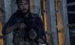 Смотреть онлайн фильм 13 часов: Тайные солдаты Бенгази (2015)